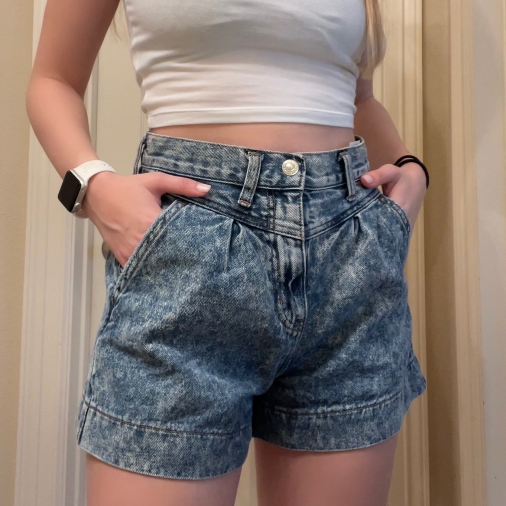 American Eagle high waisted jean shorts